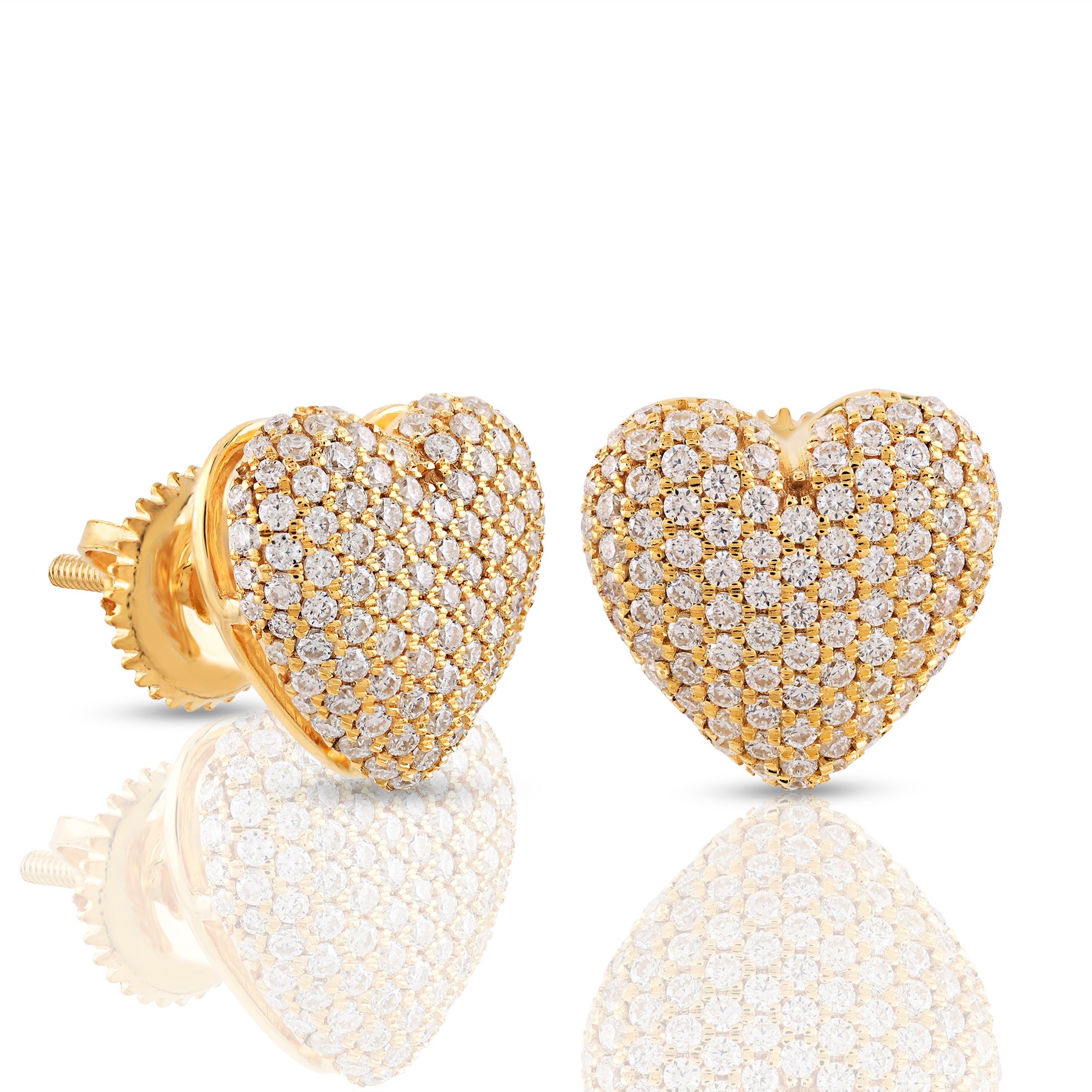 0.68 Ct Round Diamond Heart Stud Earring